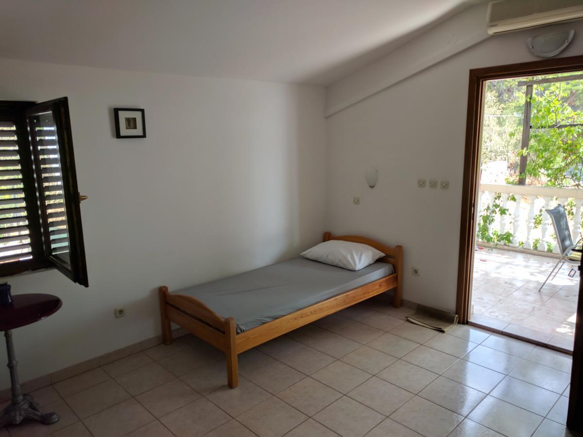 Apartmani Anja Sveta Nedelja  Luaran gambar