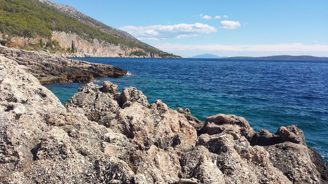 Apartmani Anja Sveta Nedelja  Luaran gambar
